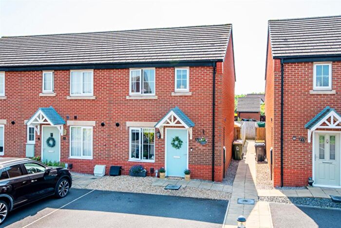 3 Bedroom End Of Terrace House For Sale In Wareham Close, Cottam, Preston, PR4