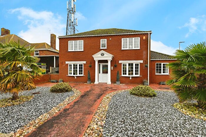 4 Bedroom Detached House For Sale In Kings Lynn Road, Hunstanton, PE36