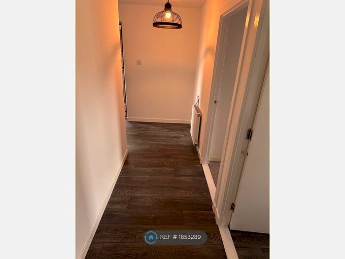 1 Bedroom Flat To Rent In Darleith Street, Glasgow, G32