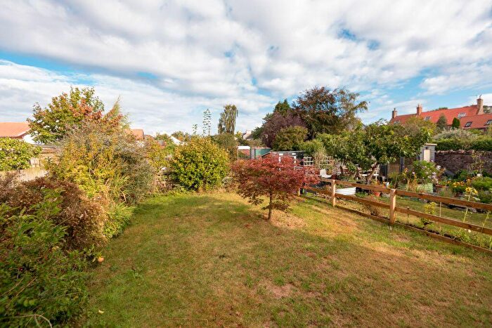 2 Bedroom Flat For Sale In School Road, East Linton, East Lothian, EH40