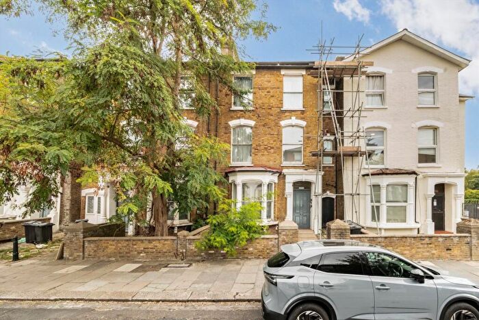 2 Bedroom Flat To Rent In Wilberforce Road, London, N4