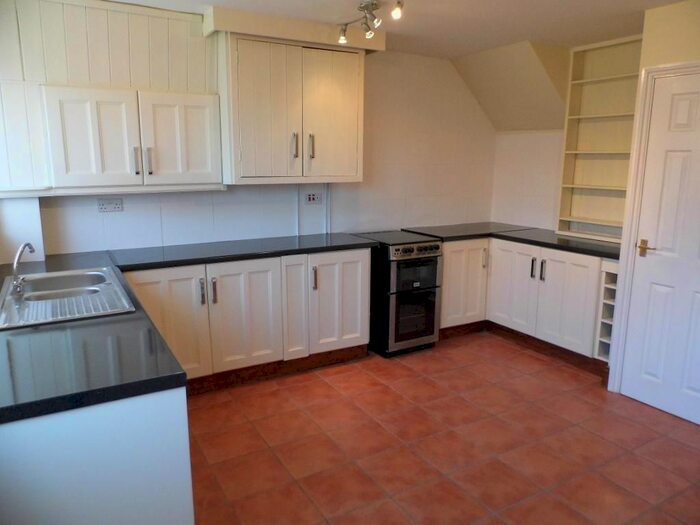3 Bedroom Terraced House To Rent In Columbus Crescent, Rothwell, Kettering, NN14