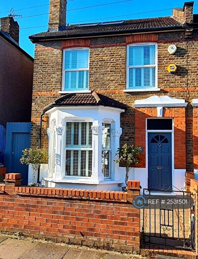 4 Bedroom Terraced House To Rent In Glenfarg Road, London, SE6