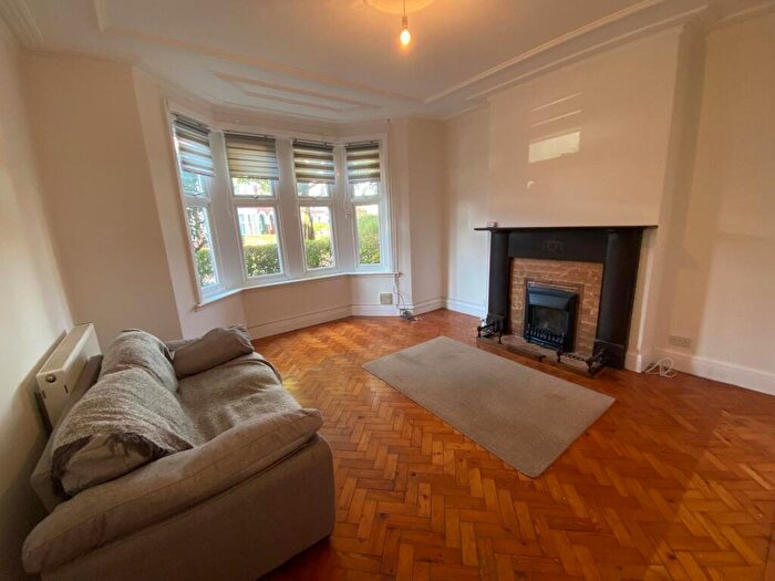 4 Bedroom House To Rent In Newminster Road, Penylan, Cardiff, CF23