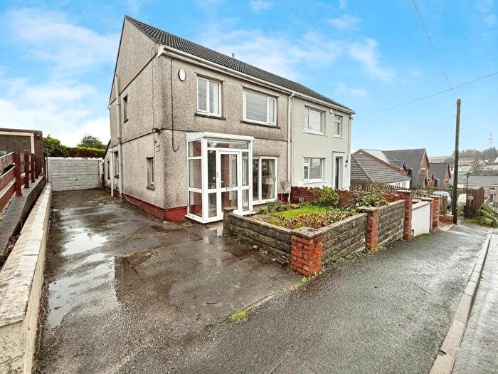 3 Bedroom Semi Detached House For Sale In North Street, Beaufort, Ebbw Vale, NP23