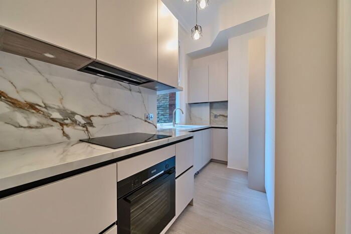 1 Bedroom Flat For Sale In Cromwell Road, London, SW5