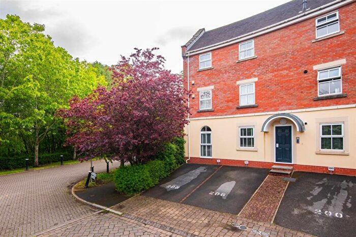 2 Bedroom Apartment For Sale In Holland House Road, Walton-Le-Dale, Preston, PR5