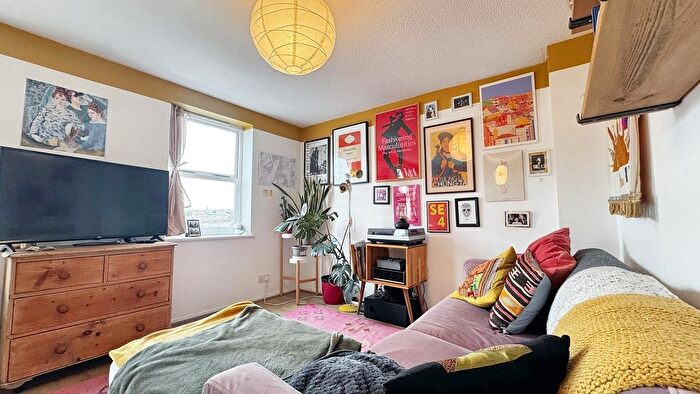 2 Bedroom Flat To Rent In Saint Gabriels Court All Hallows Road, Bristol, BS5