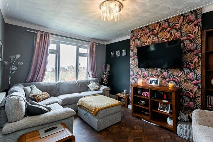 2 Bedroom Flat For Sale In George Drive, Loanhead, EH20