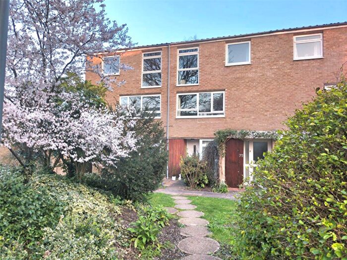 2 Bedroom Maisonette For Sale In Harrowdene Gardens, Teddington, TW11