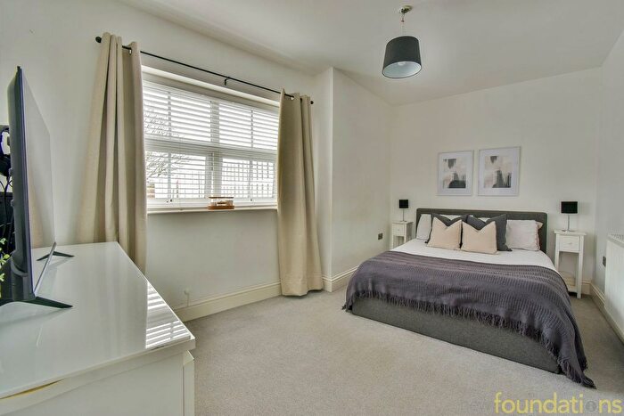 2 Bedroom Semi-Detached Bungalow For Sale In Turkey Road, Bexhill On Sea, TN39