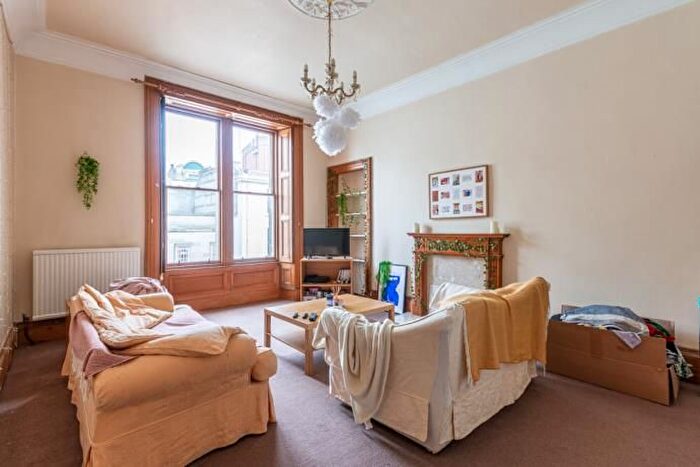 3 Bedroom Flat To Rent In Grindlay Street, Edinburgh, EH3