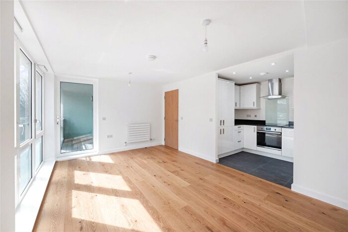 1 Bedroom Flat For Sale In Clarence Avenue, London, SW4