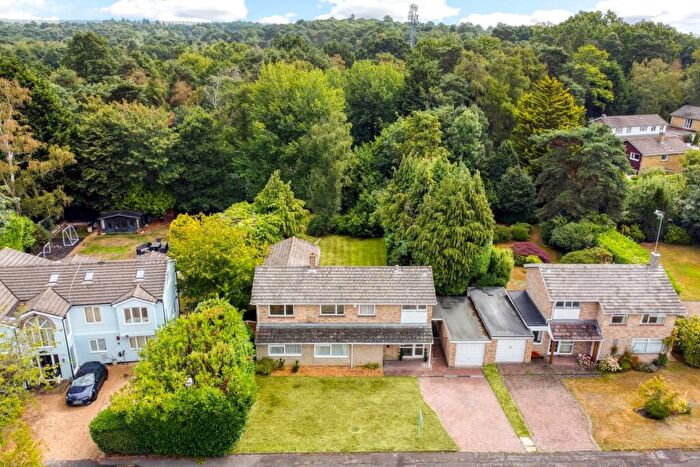 5 Bedroom Detached House For Sale In Lily Hill Road, Bracknell, RG12