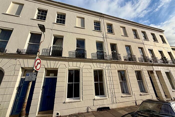 2 Bedroom Flat To Rent In Montpellier Spa Road, Cheltenham, GL50