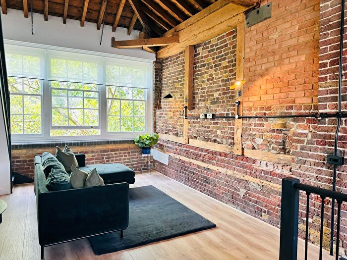 2 Bedroom Property To Rent In Island Centre Way, Enfield, EN3