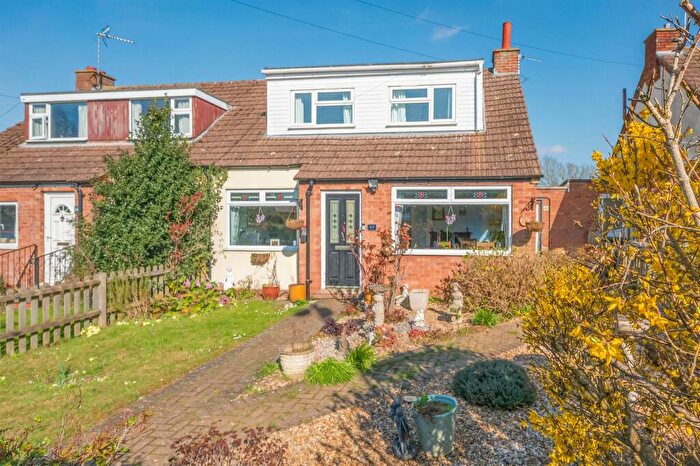 3 Bedroom Semi-Detached House For Sale In Desborough Road, Rothwell, Kettering, NN14