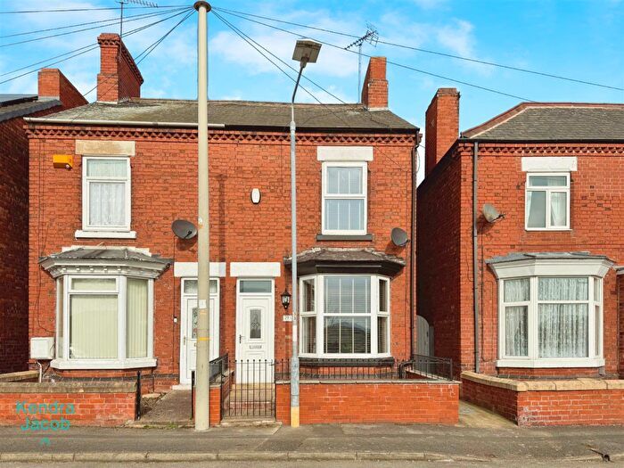 3 Bedroom Semi Detached House For Sale In Kilton Road, Worksop, S80