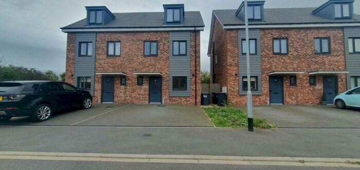 3 Bedroom Semi-Detached House To Rent In Elm Gardens, Middleton St George, DL2