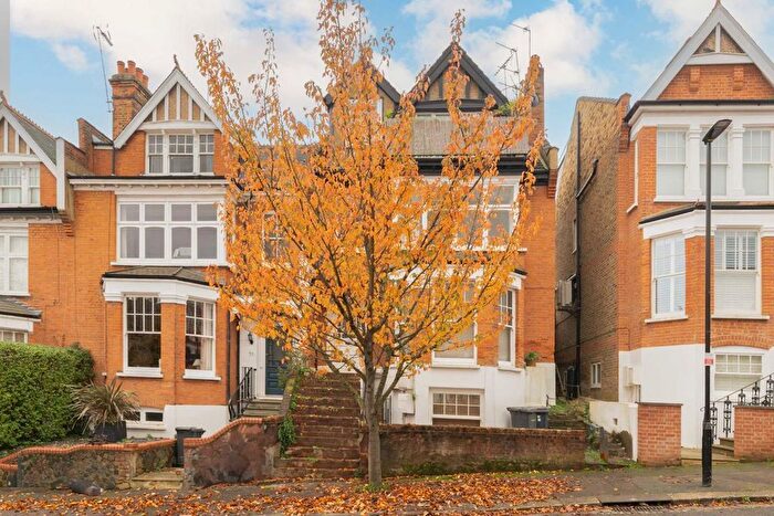 2 Bedroom Flat To Rent In Woodland Gardens, London, N10