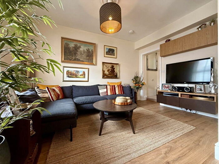2 Bedroom Terraced House For Sale In Barton Street, Gloucester, GL1