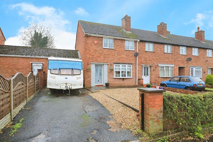 2 Bedroom Terraced House For Sale In Hanstone Road, Stourport-On-Severn, DY13