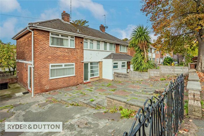 3 Bedroom Semi-Detached House For Sale In Rochdale Road, Blackley, Manchester, M9