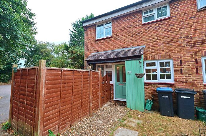 1 Bedroom End Of Terrace House To Rent In Hazelbank Road, Chertsey, Surrey, KT16