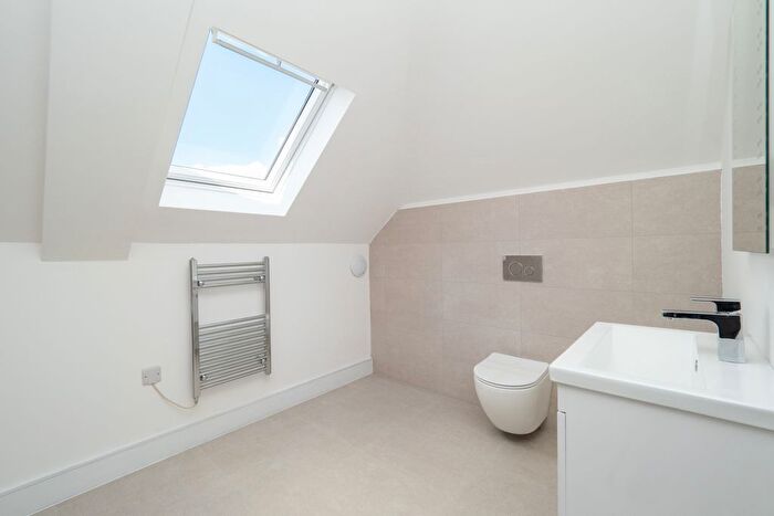 1 Bedroom Flat For Sale In Grove Road, Sutton, SM1