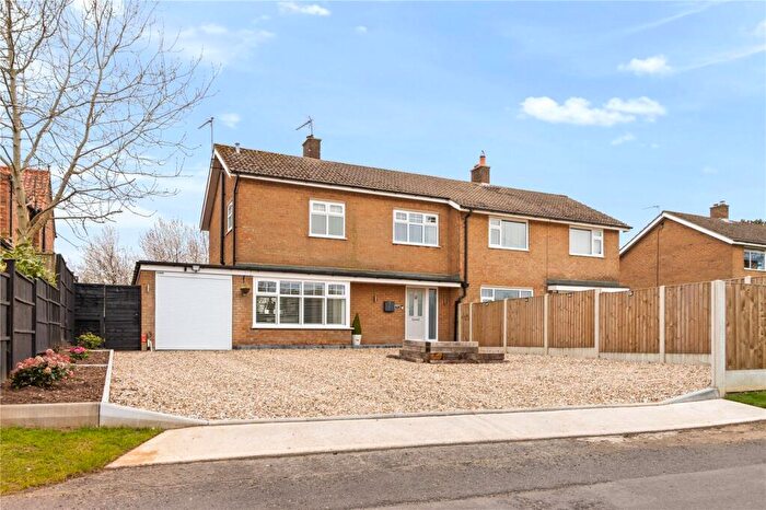 3 Bedroom Semi Detached House For Sale In East End, Kirmington, Ulceby, DN39