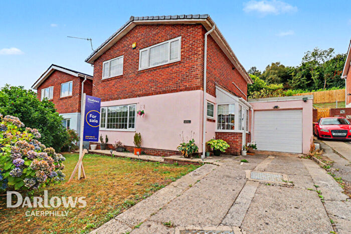 4 Bedroom Detached House For Sale In Coed Y Pia, Caerphilly, CF83