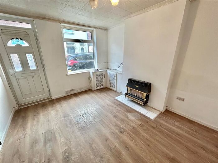 3 Bedroom Property To Rent In Chatsworth Street, Sutton-In-Ashfield, NG17