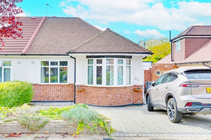 2 Bedroom Semi-Detached Bungalow For Sale In Gillmans Road, Orpington, BR5