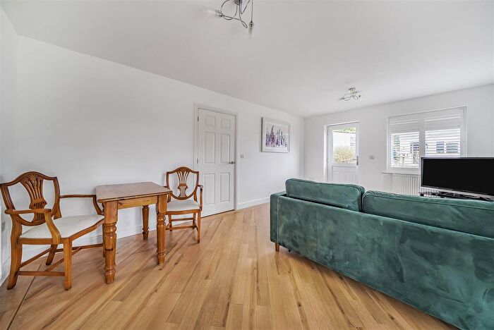 1 Bedroom Cottage To Rent In Church Road, Reading, Arborfield, RG2