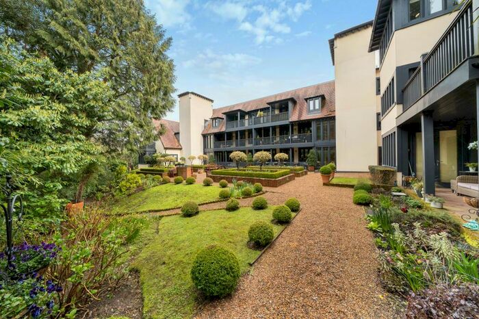 3 Bedroom Apartment To Rent In Windsor Road, Ascot, SL5