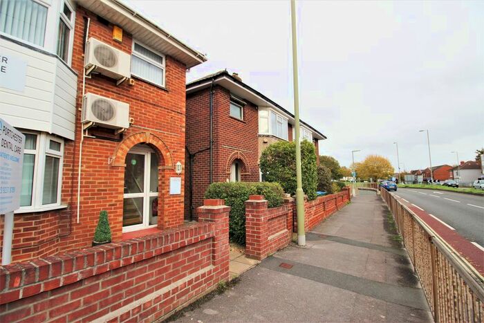 3 Bedroom Semi-Detached House To Rent In West Street, Portchester, Hants, PO16