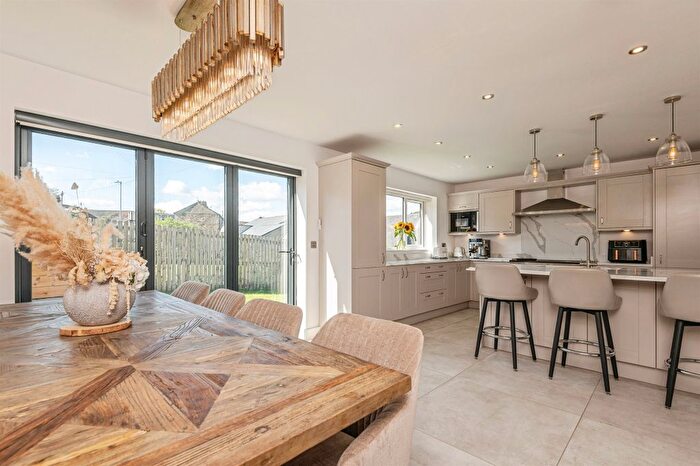 4 Bedroom Detached House For Sale In Matthew Lane, Meltham, Holmfirth, HD9