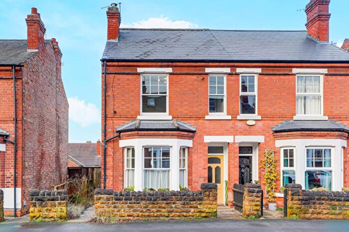 3 Bedroom Semi Detached House For Sale In Percival Road, Nottingham, NG5