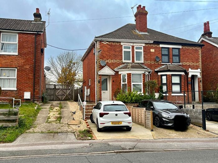 1 Bedroom Flat To Rent In Ringwood Road, Totton, Southampton, Hampshire, SO40