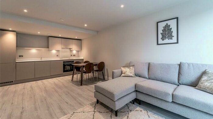 2 Bedroom Apartment To Rent In Broad Street, B15