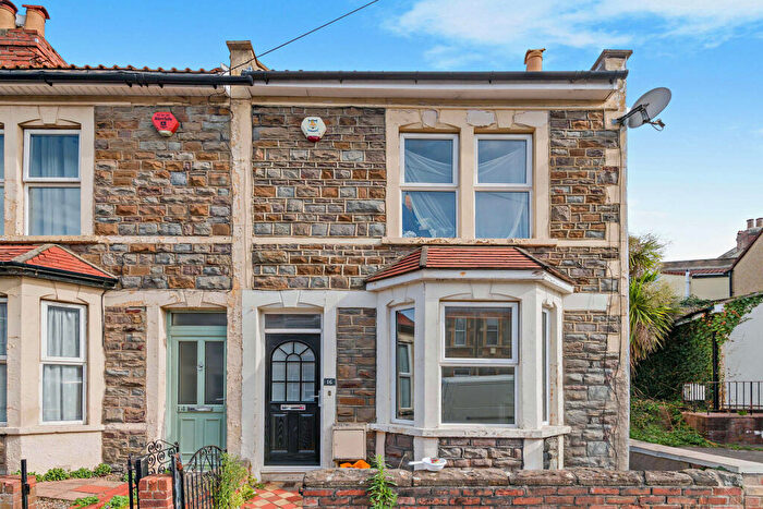 2 Bedroom End Of Terrace House For Sale In Winchester Road, Bristol, BS4