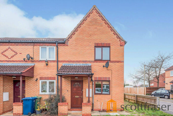 2 Bedroom End Of Terrace House To Rent In Blackstock Close, Headington, OX3
