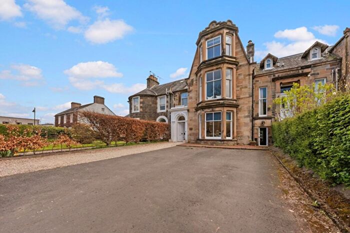 3 Bedroom Apartment For Sale In Pitt Terrace, Stirling, FK8