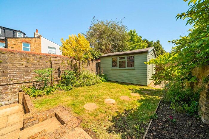 2 Bedroom End Of Terrace House For Sale In St. Marks Place, Windsor, SL4