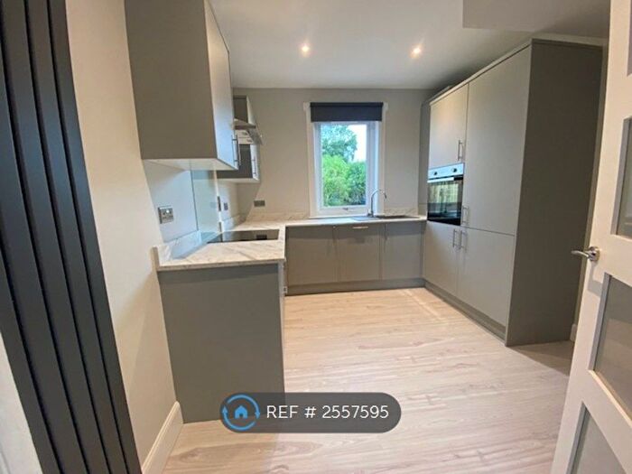 3 Bedroom Semi-Detached House To Rent In Garthdee Crescent, Aberdeen, AB10