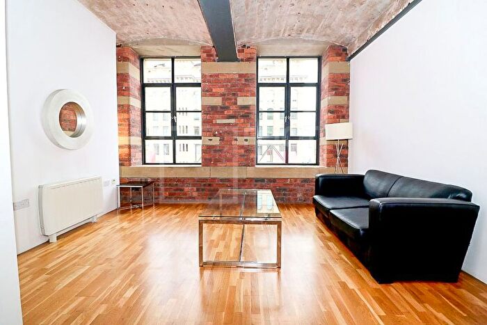 1 Bedroom Flat To Rent In Silk Warehouse, Lister Mills, Bradford, BD9