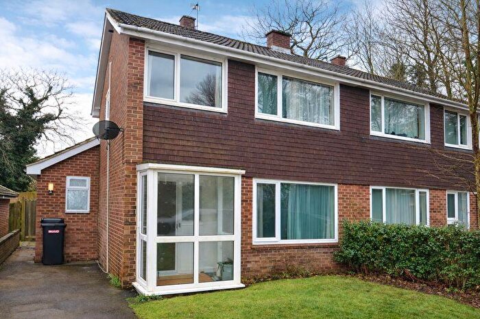 4 Bedroom Semi-Detached House To Rent In Shaftesbury Road, Canterbury, CT2