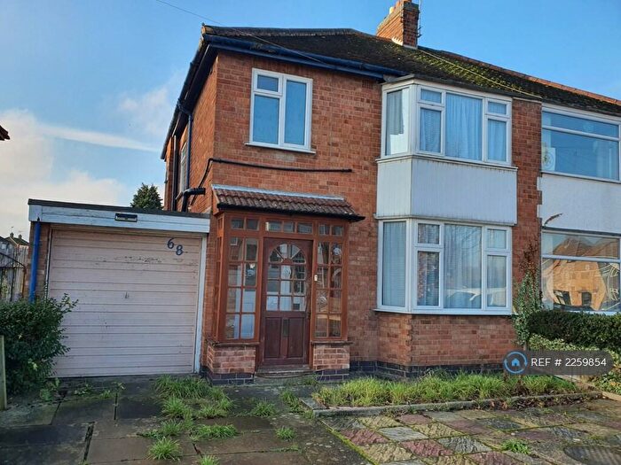 3 Bedroom Semi-Detached House To Rent In Orchard Road, Birstall, Leicester, LE4