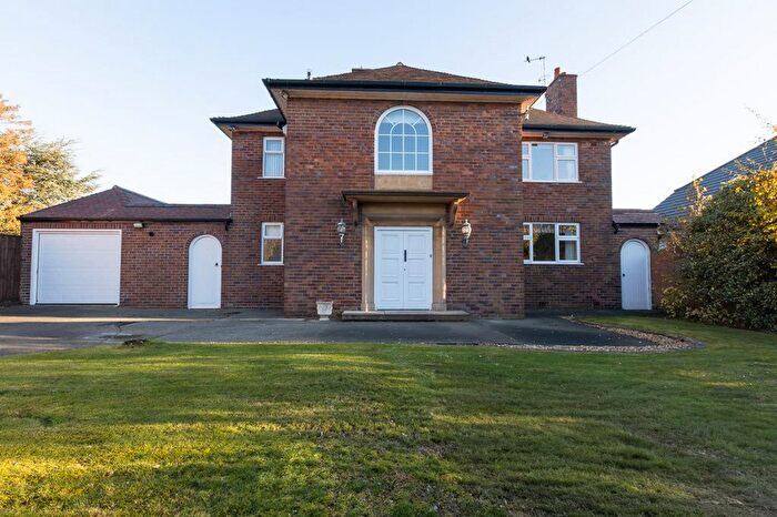 3 Bedroom Detached House For Sale In Oaksway, Wirral, CH60