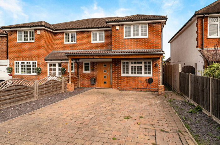 4 Bedroom Semi-Detached House For Sale In Clewer Hill Road, Windsor, Berkshire, SL4
